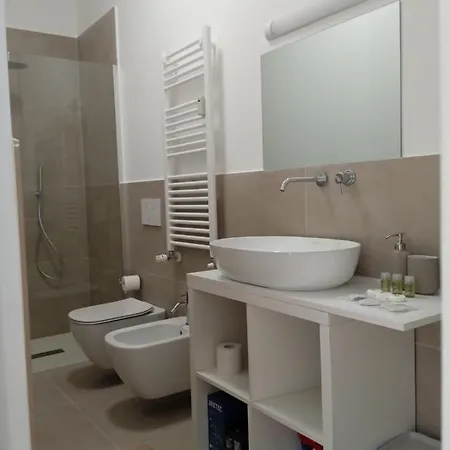 Apartment Via D'apulia 11 Milan
